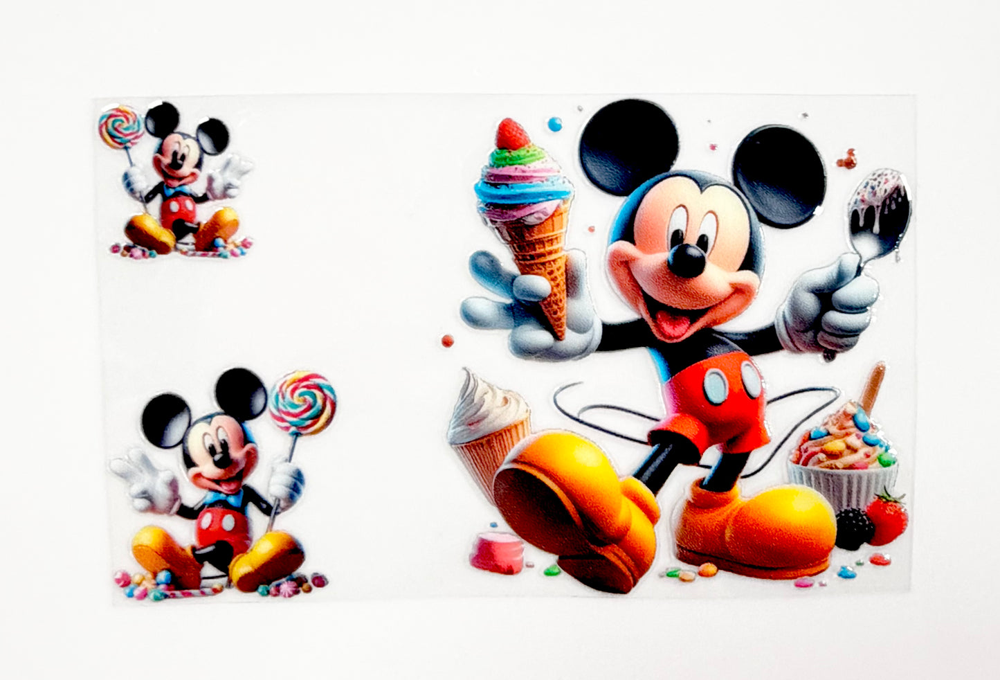 Mouse with ice cream