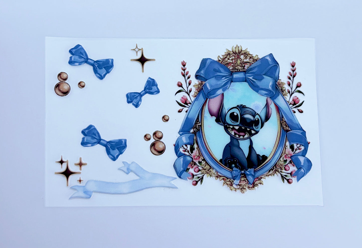 Blue Alien & Mirror